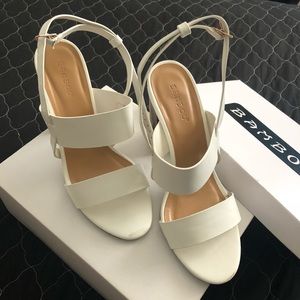 ❗️❗️SOLD❗️❗️Double Band Open Toe Chunky Heel